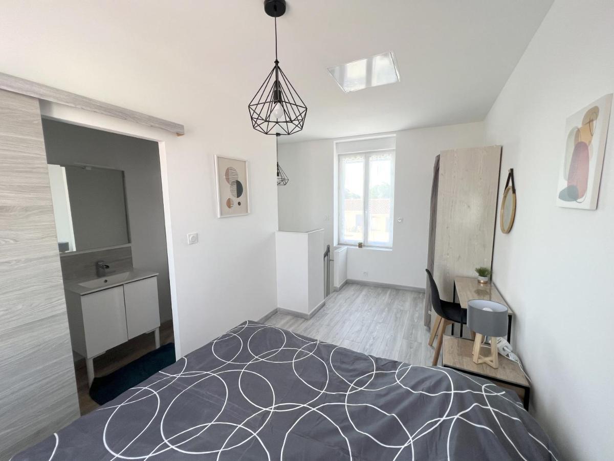 180B - Duplex T2 Tout Confort - Wifi Netflix Le Gond-Pontouvre Екстериор снимка