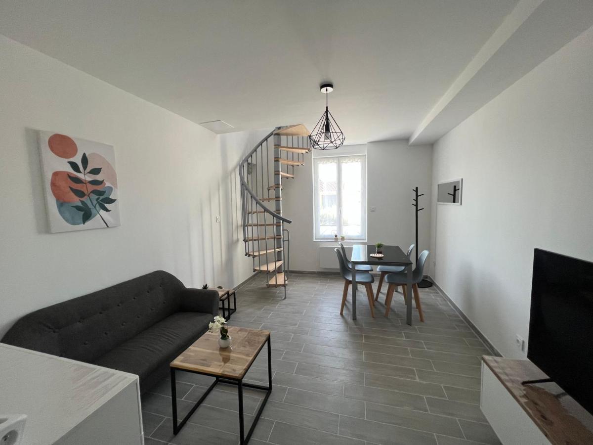180B - Duplex T2 Tout Confort - Wifi Netflix Le Gond-Pontouvre Екстериор снимка