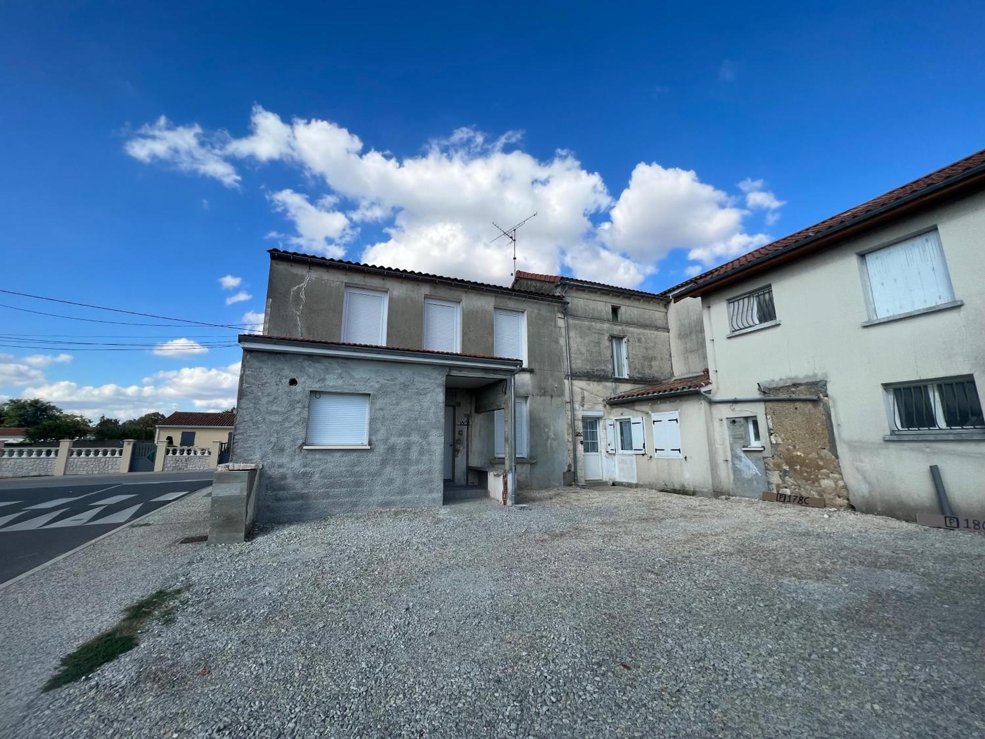 180B - Duplex T2 Tout Confort - Wifi Netflix Le Gond-Pontouvre Екстериор снимка